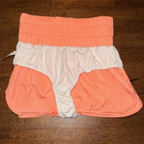 Two Pair Free People The Way Home Shorts, Size Medium - Picture 7 of 8